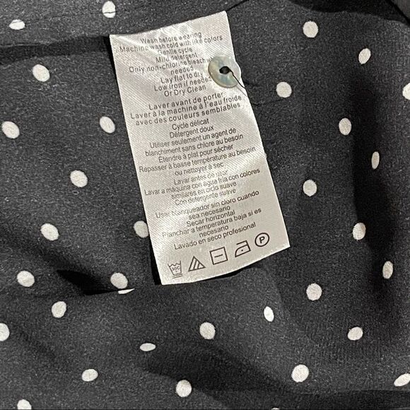 A Pea in the Pod Maternity Sleeveless Blouse - Picture 7 of 7